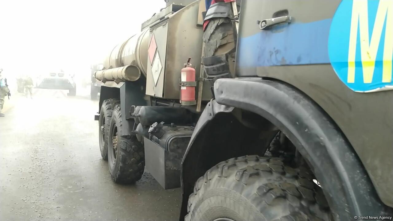 По Лачинской дороге беспрепятственно проехали 14 транспортных средств миротворцев