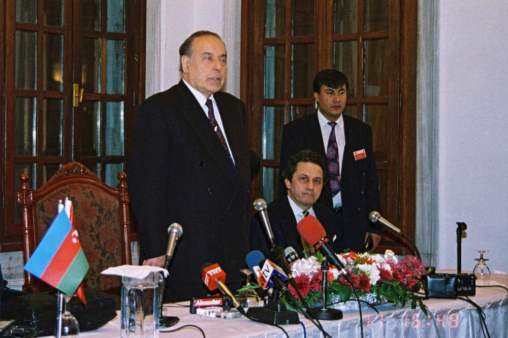 Один день Гейдара Алиева: первый официальный визит в Турцию в феврале 1994 года