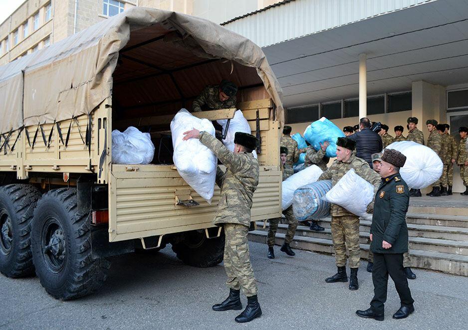 Азербайджанcкие военнослужащие оказали помощь пострадавшим от землетрясения в Турции