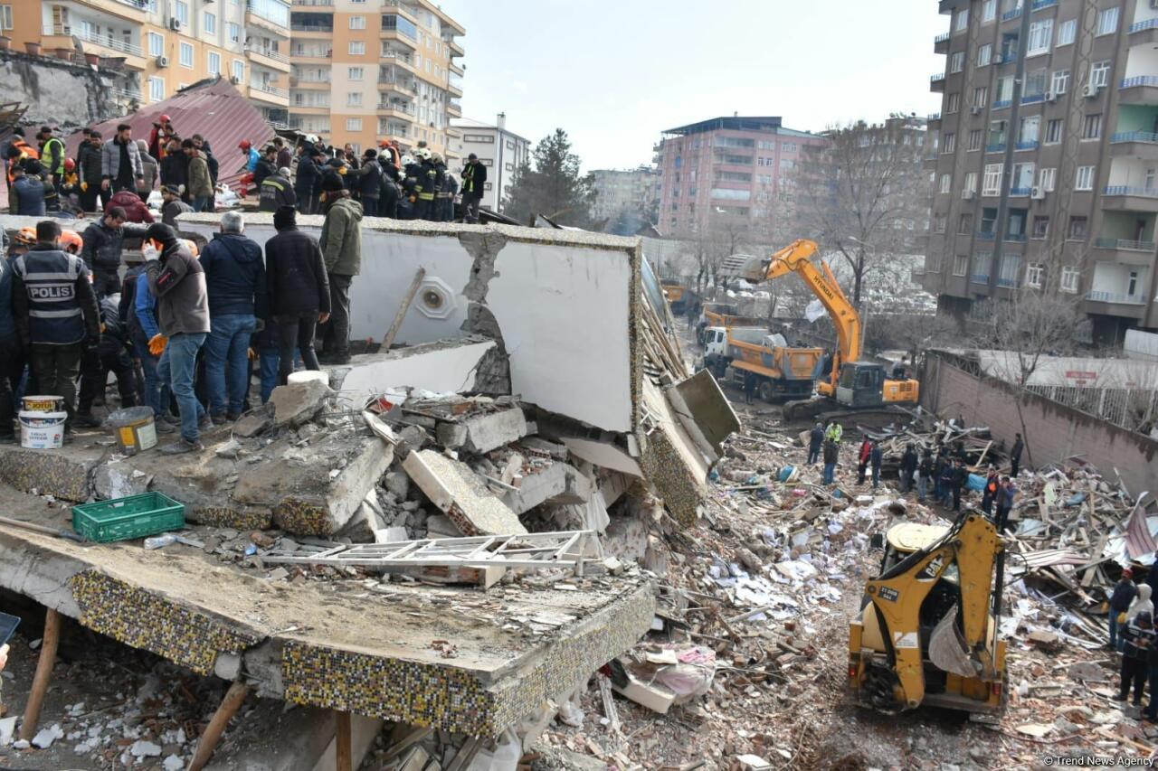 Число погибших в результате землетрясения в Турции достигло 40 689 человек