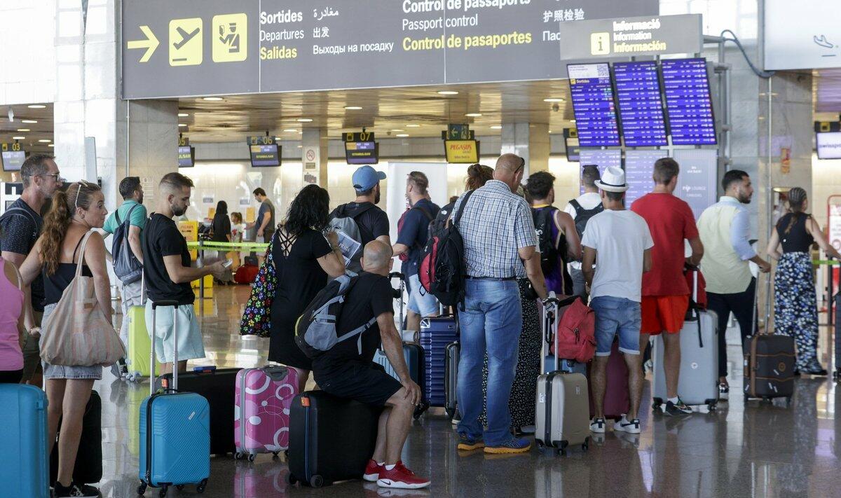Новшество в аэропортах Испании
