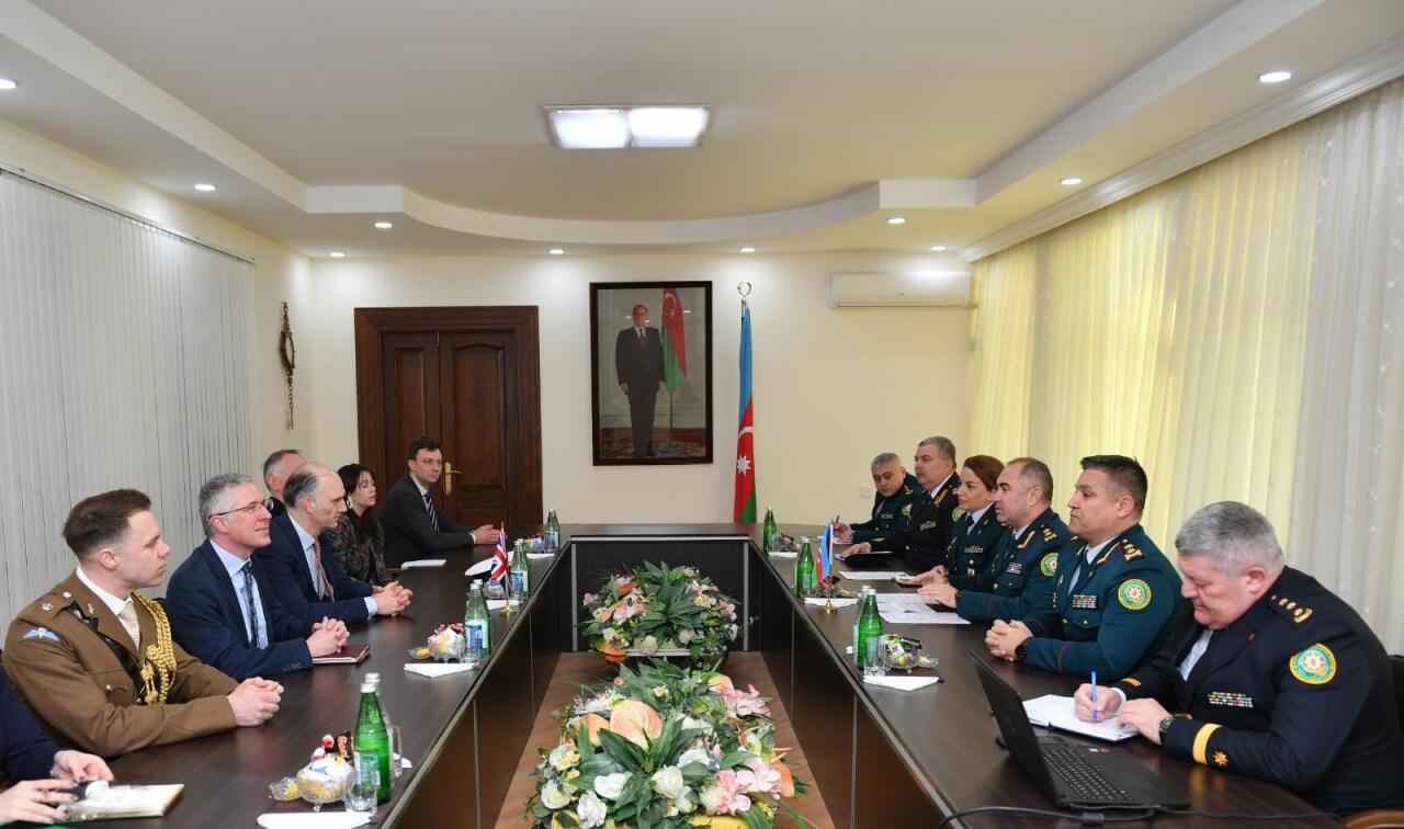 Азербайджан и Великобритания обсудили вопросы обеспечения морской безопасности