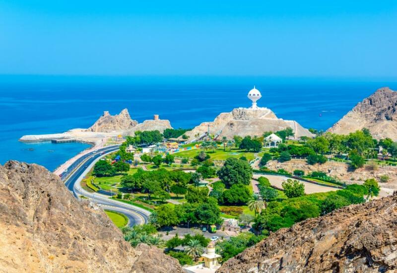 Оман открыл авиапространство для всех перевозчиков