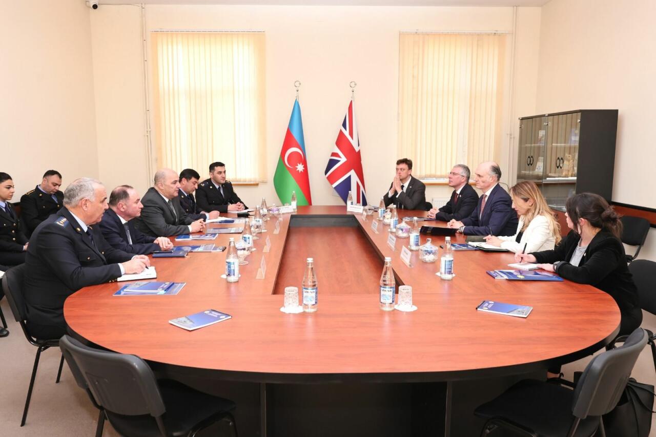 Азербайджан и Великобритания обсудили сотрудничество в сфере борьбы с незаконным оборотом наркотиков
