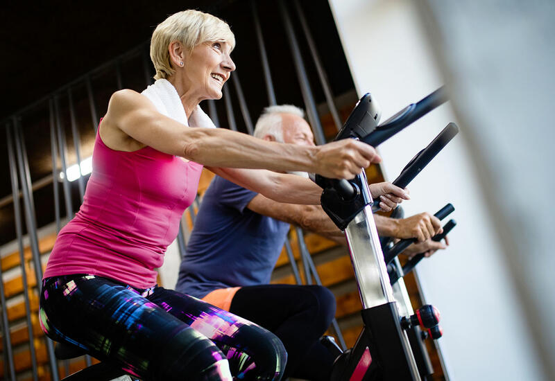 3 шага, которые помогут не потерять силу мышц в старости
