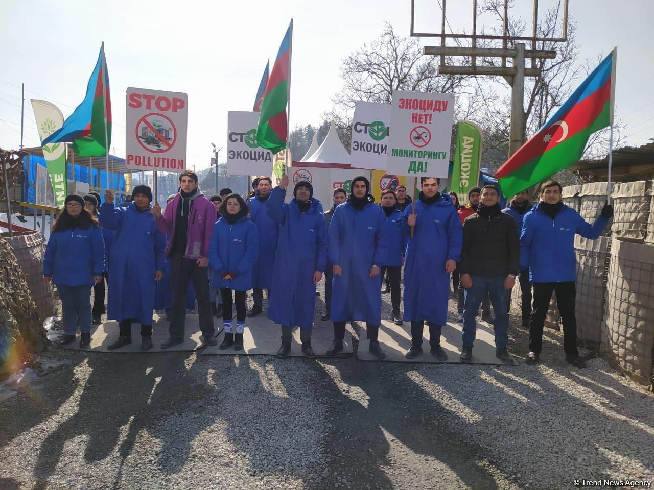 Акция азербайджанских экоактивистов на Лачинской дороге продолжается 76-й день