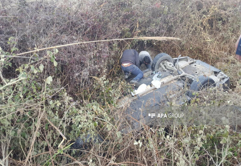 В Уджаре автомобиль упал в канал,