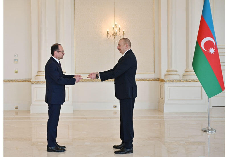 Президент Ильхам Алиев принял верительные грамоты новоназначенного посла Болгарии в Азербайджане