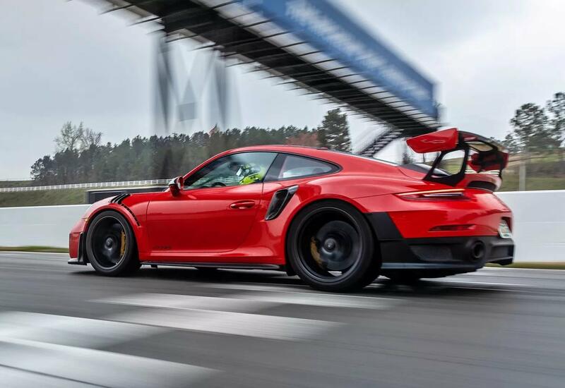 Новый Porsche 911 GT2 RS станет первым гибридом в семействе