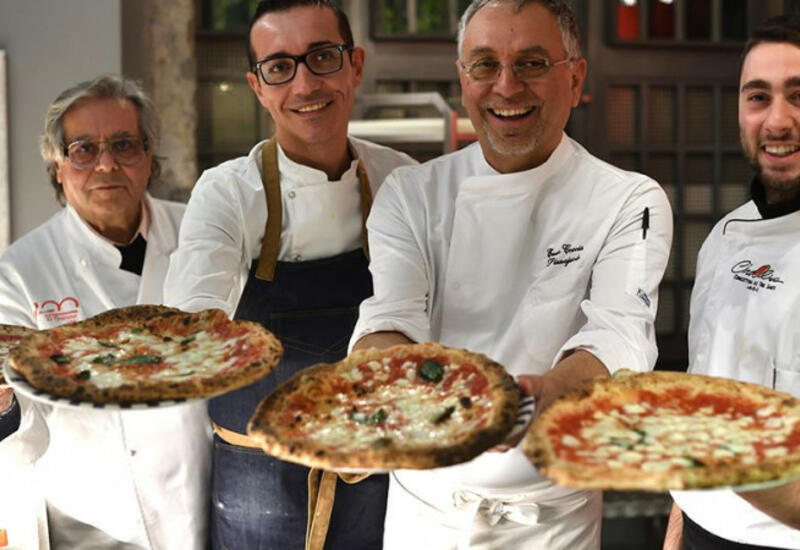 Как готовят и едят настоящую пиццу в Италии?