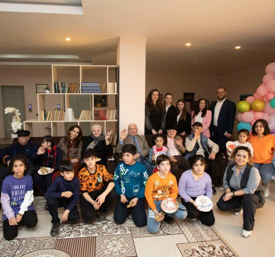 ВТБ (Азербайджан) организовал мероприятие «Связь поколений» для детей и престарелых