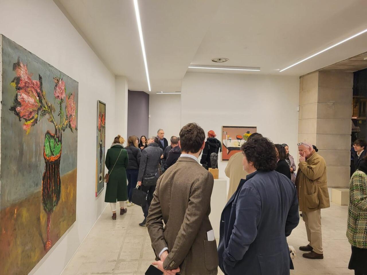 В Париже открылась выставка "Maler" азербайджанского художника Нияза Наджафова