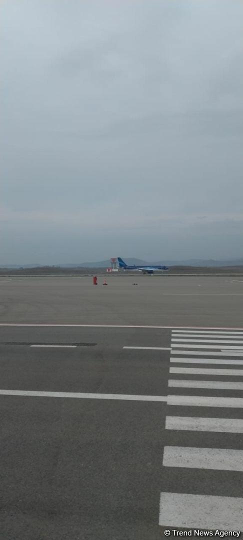 Самолет с представителями ООН приземлился в Физулинском аэропорте