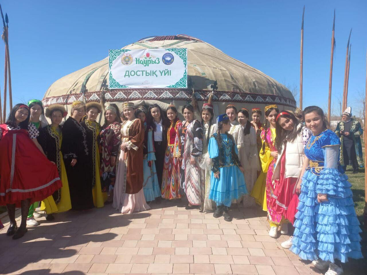 Азербайджан был представлен на фестивале культуры тюркских народов в Туркестане