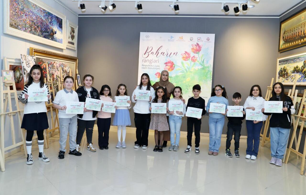 Итоговая выставка Республиканского конкурса детского рисунка "Baharın rəngləri"