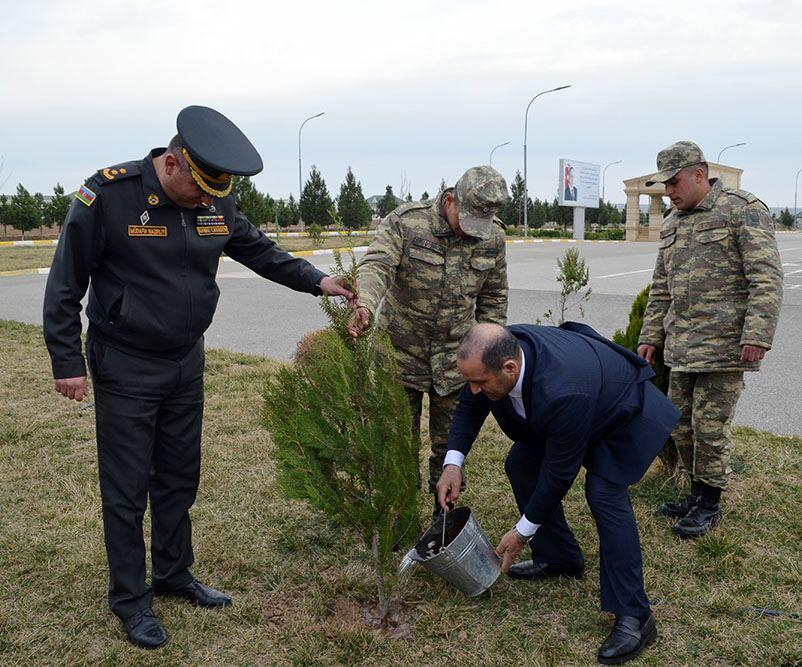 Представители Аппарата омбудсмена Азербайджана посетили №-скую воинскую часть