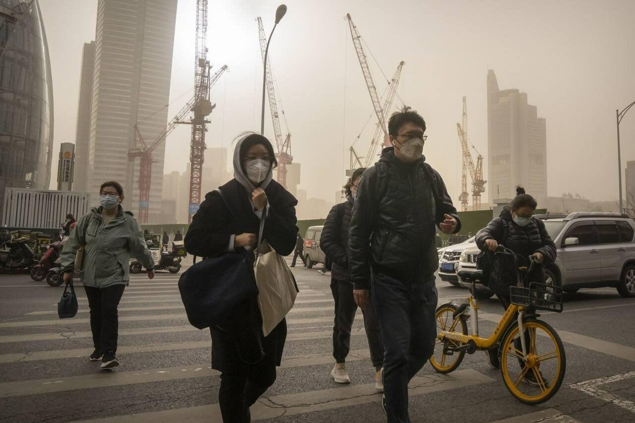 Пекин задыхается в пыли