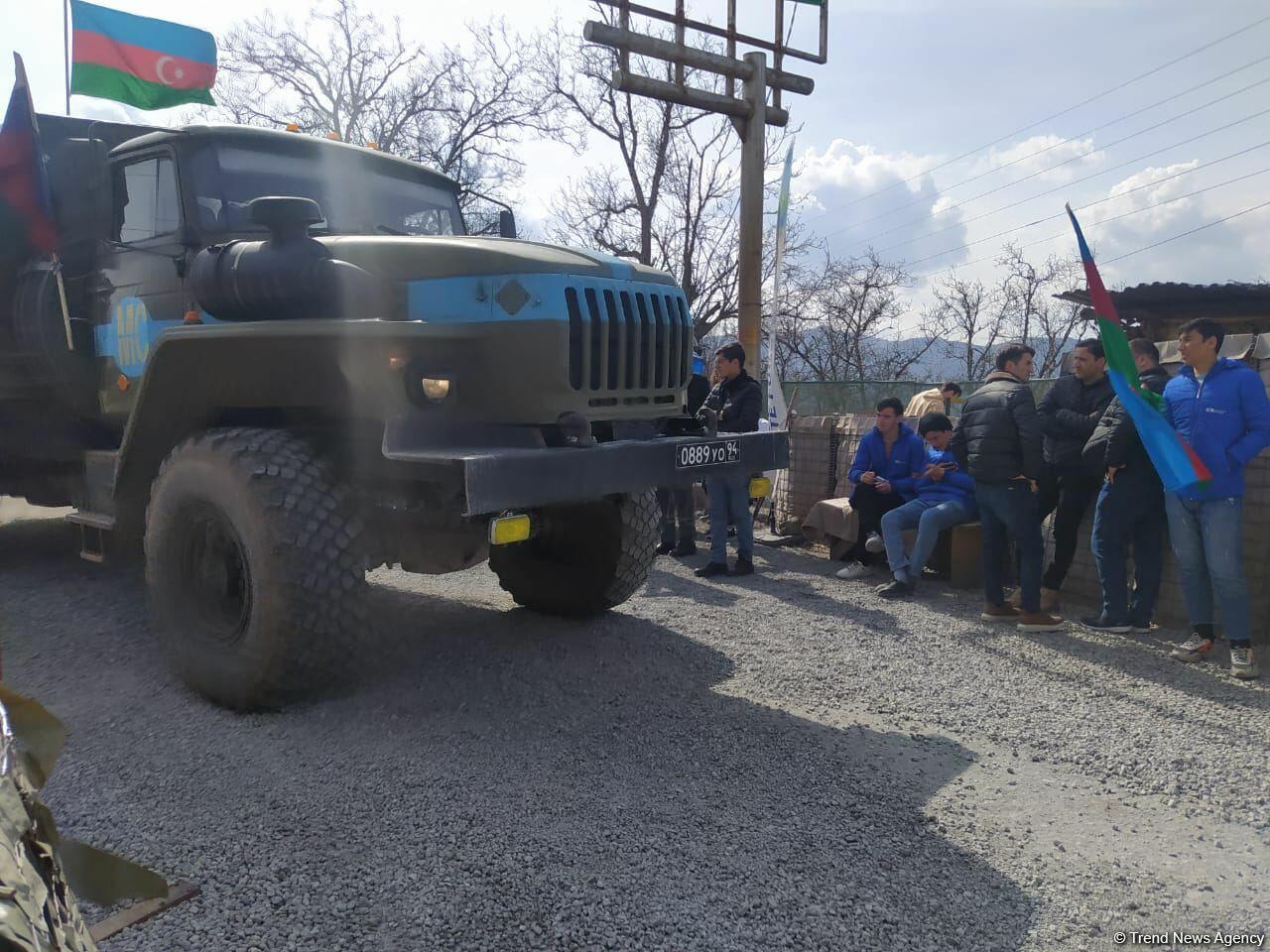 По Лачинской дороге беспрепятственно проехали 19 автомобилей миротворцев
