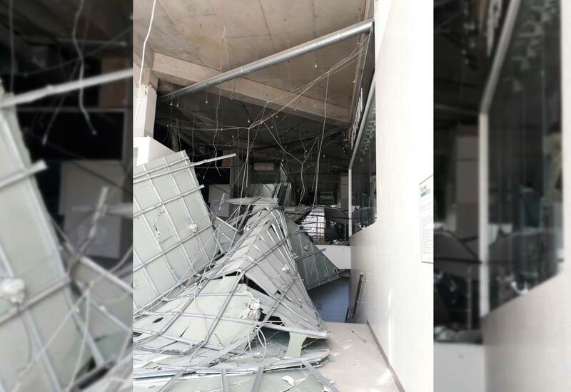 Потолок обрушился в торговом центре в Москве