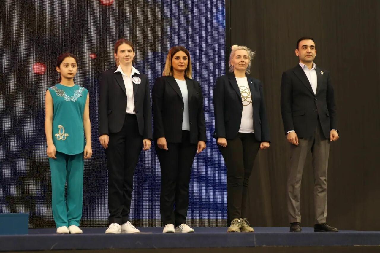 Чемпионат Азербайджана по художественной гимнастике: церемония награждения победителей