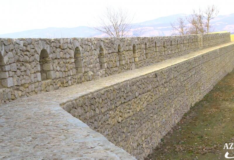 Армяне умышленно разрушили Иреванские ворота Шушинской крепости