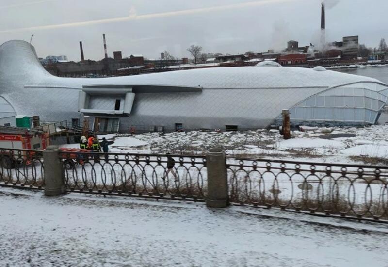 В Петербурге частично затонул плавучий ресторан «Серебряный кит»