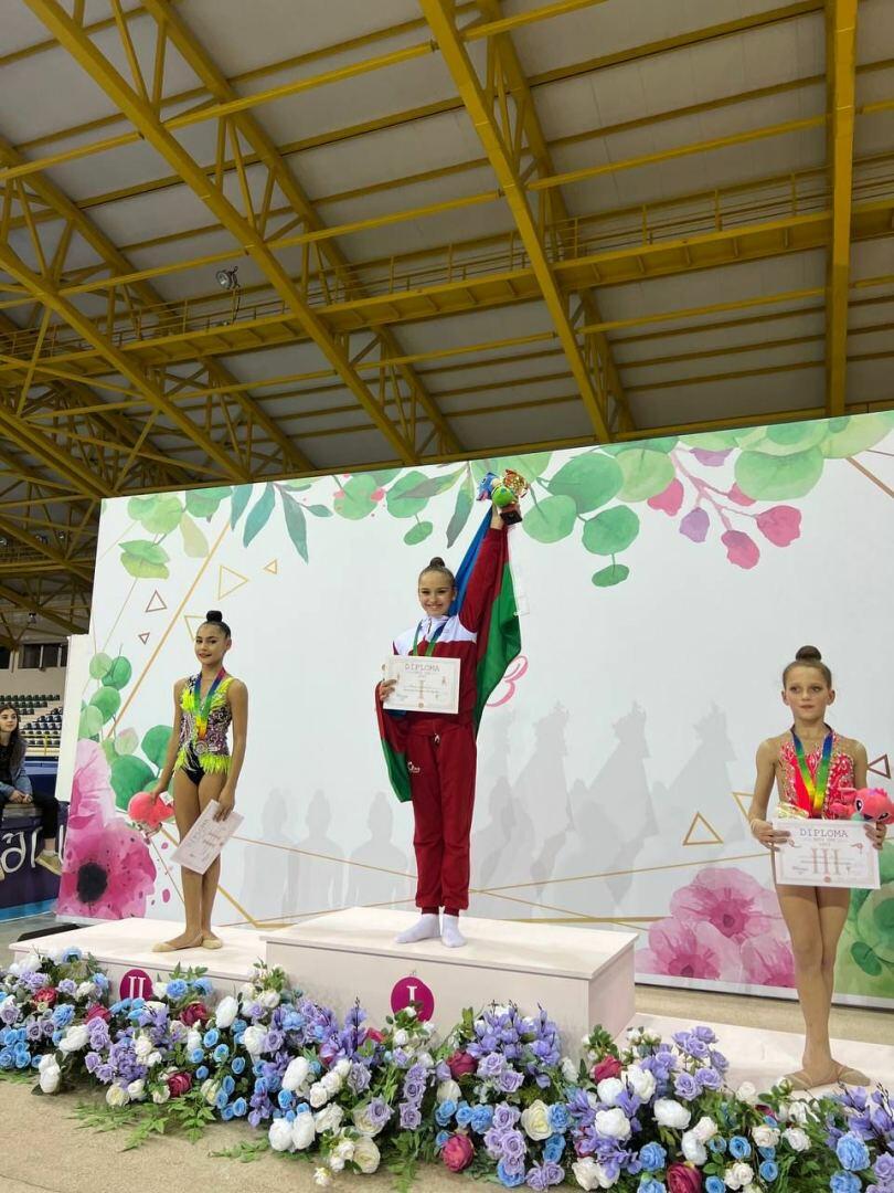 Азербайджанские гимнастки завоевали на международном турнире 9 золотых медалей