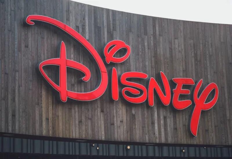 Лидер индустрии развлечений Disney увольняет тысячи сотрудников