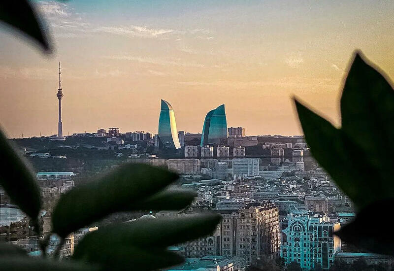 Какой будет погода в Баку завтра?