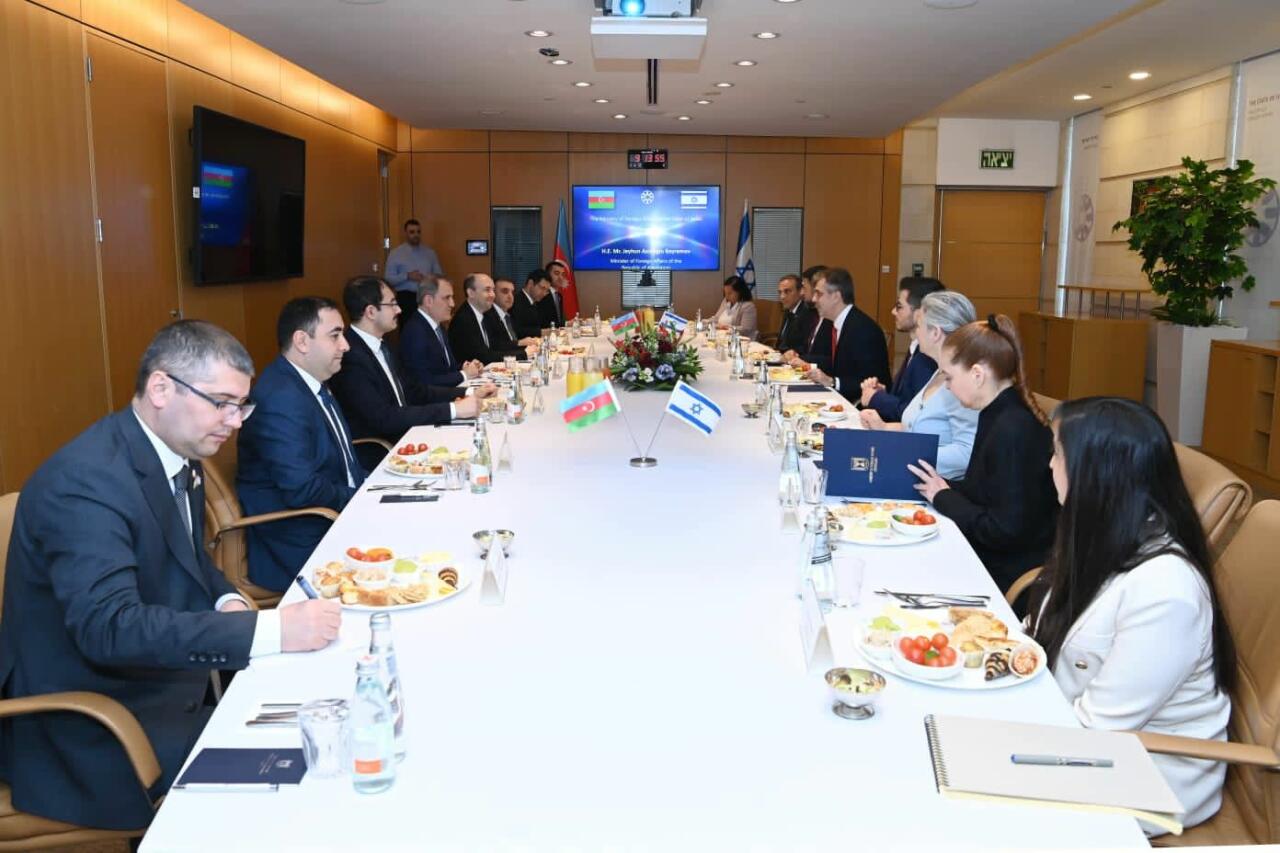 Состоялась встреча между МИД Азербайджана и Израиля в расширенном составе