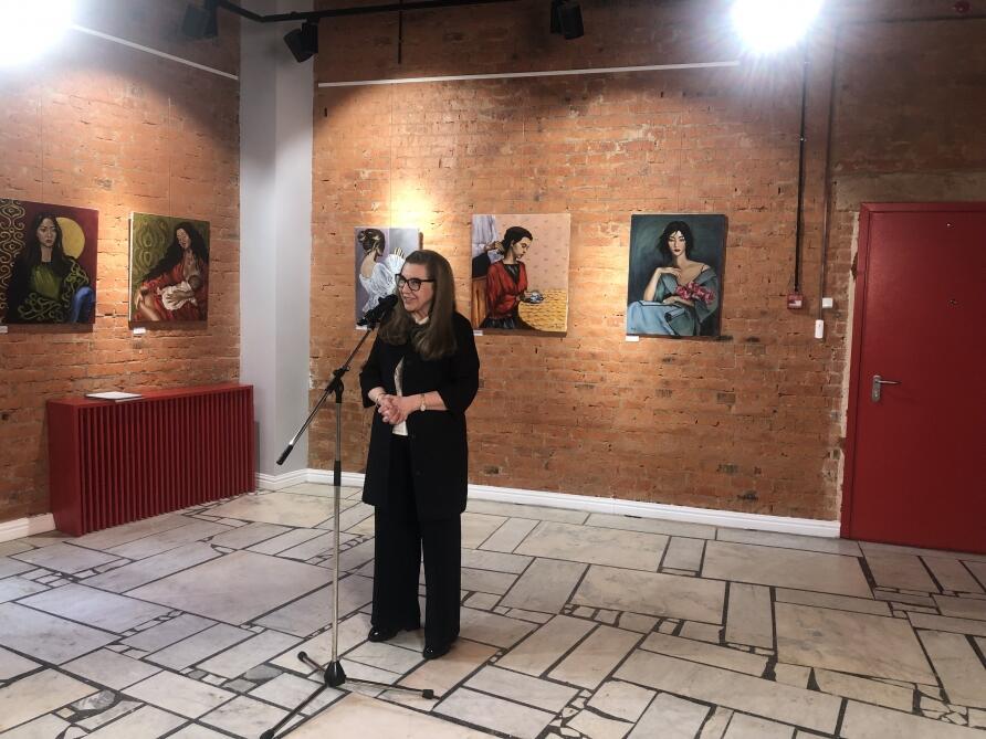 В Москве прошла выставка картин Инджи Велиевой