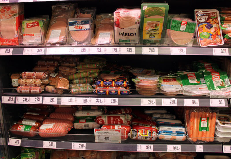 В Венгрии заявили, что потолок цен на продукты сохранится