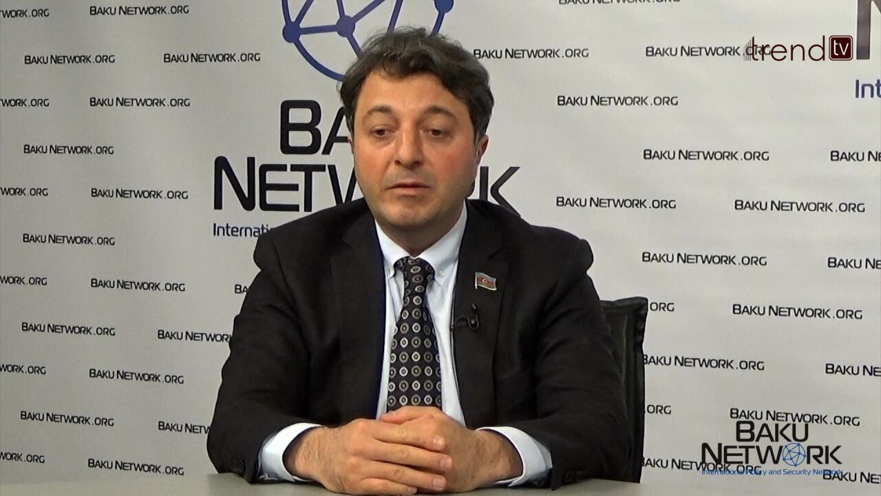 Турал Гянджалиев и Артур Агаджанов в передаче "Диалог с Тофиком Аббасовым" на платформе Baku Network