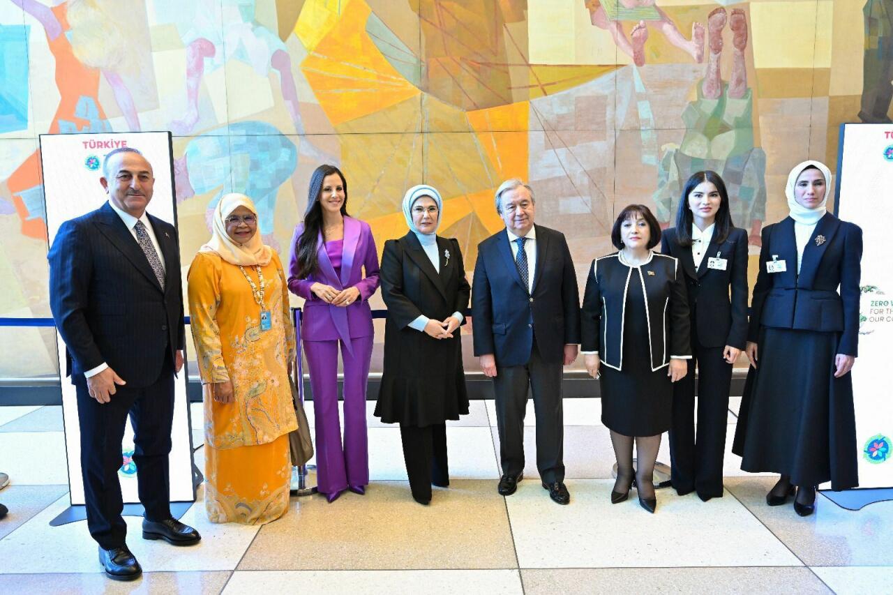 Сахиба Гафарова посетила в штаб-квартире ООН уголок памяти погибших в землетрясении в Турции