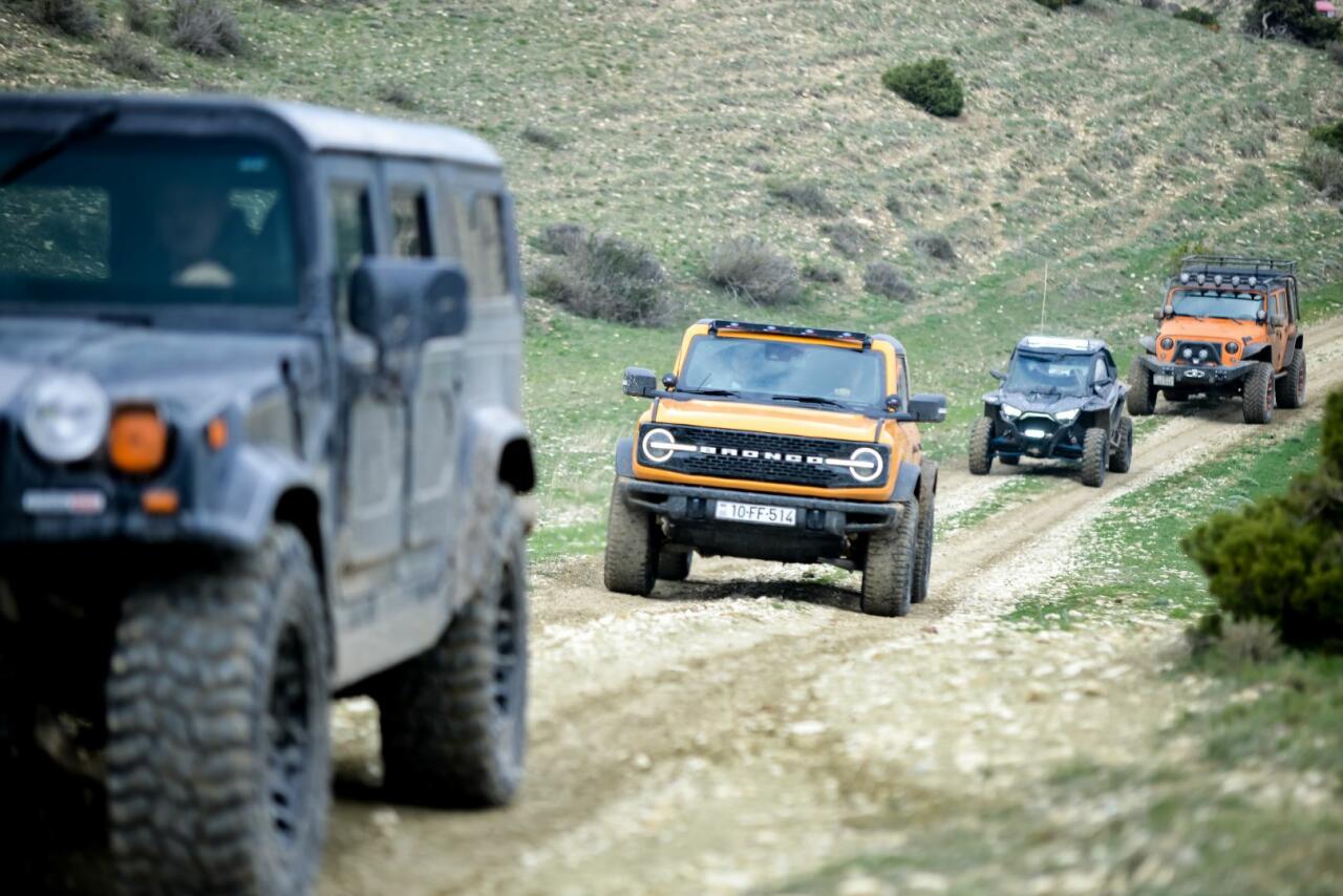 Автомобильная федерация Азербайджана организовала пробег внедорожников