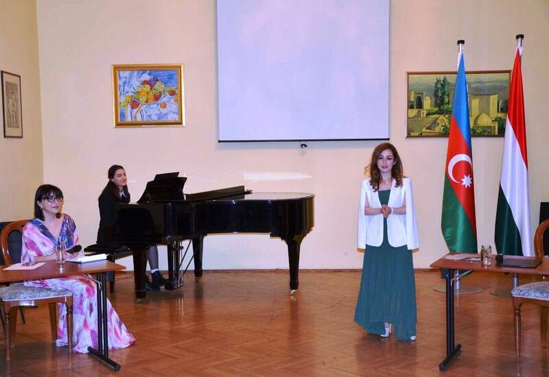 Два голоса и два любящих азербайджанских сердца на берегах Дуная