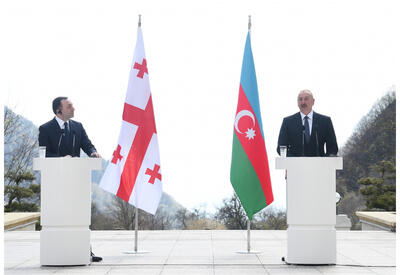 Президент Ильхам Алиев и премьер-министр Грузии Ираклий Гарибашвили выступили с заявлениями для прессы - ФОТО - ВИДЕО