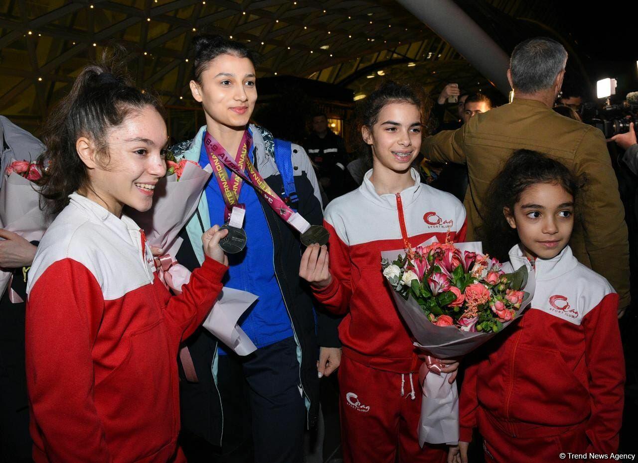 Азербайджанские гимнастки вернулись из Франции с медалями