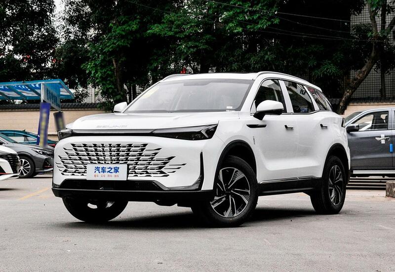 BAIC обновил среднеразмерный кроссовер X7