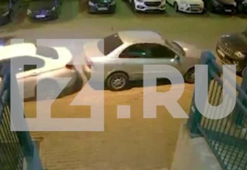 Московский полицейский устроил гонки во дворе и протаранил BMW