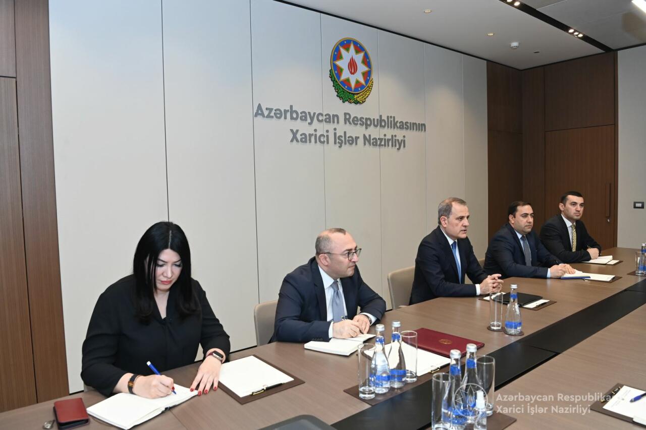 Армения шестую неделю не отвечает на предложения Азербайджана