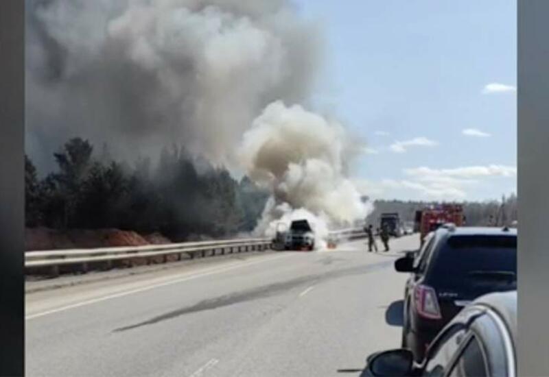 Автомобиль загорелся на ходу при попытке уйти от полиции в России