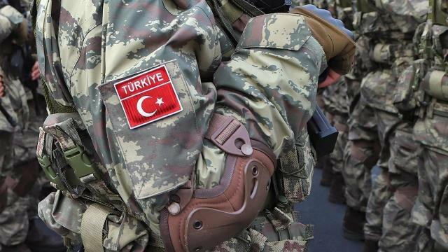 Турецкая армия нейтрализовала восемь террористов на севере Ирака и Сирии