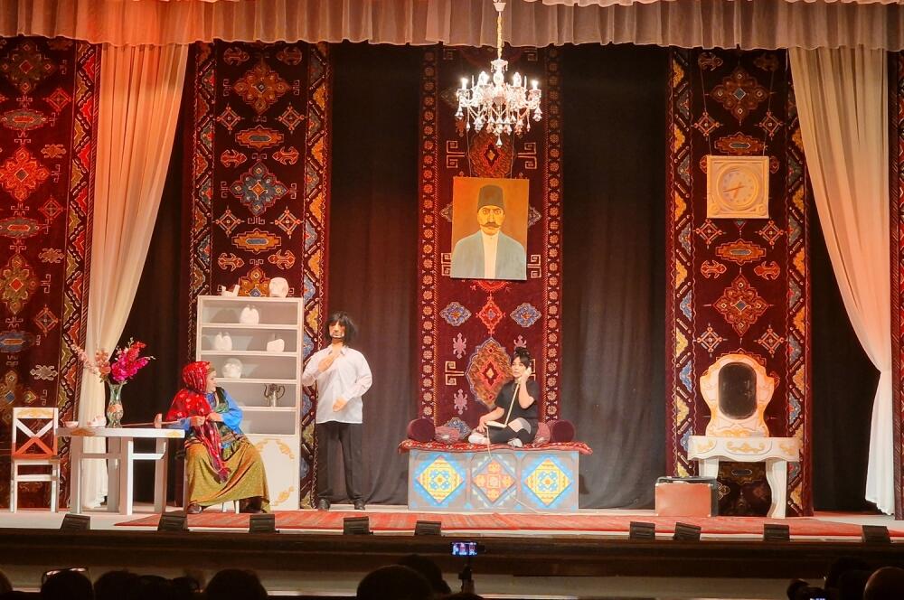 Спектакль «Гайнана» вынесен на суд зрителям Узбекистана