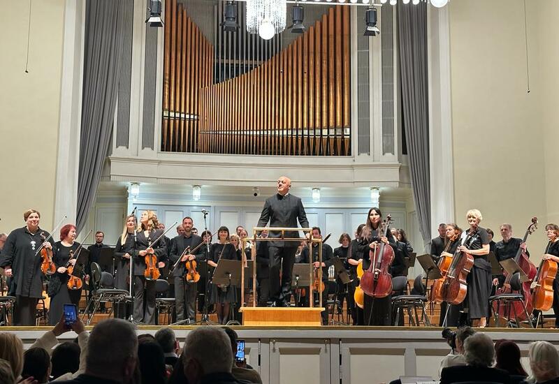 В Taллине по случаю 100-летия Гейдара Алиева состоялся торжественный концерт под названием “Вечность”