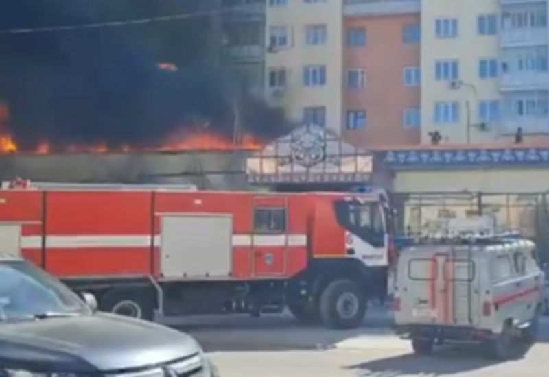 Пожар у Дома правительства и парламента Якутии