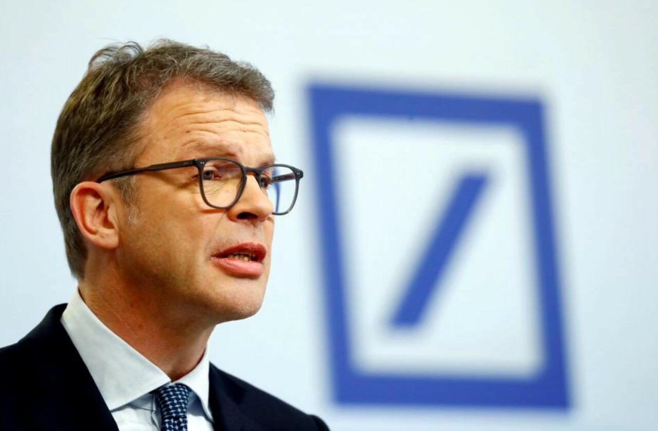 the-head-of-deutsche-bank-sees-no-danger-of-the-spread-of-the-banking