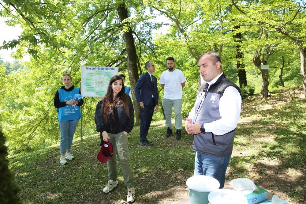 Heydər Əliyev Fondunun vitse-prezidenti Leyla Əliyeva Ulu Öndərin 100 illiyinə həsr edilən ekoloji aksiyalarda iştirak edib
