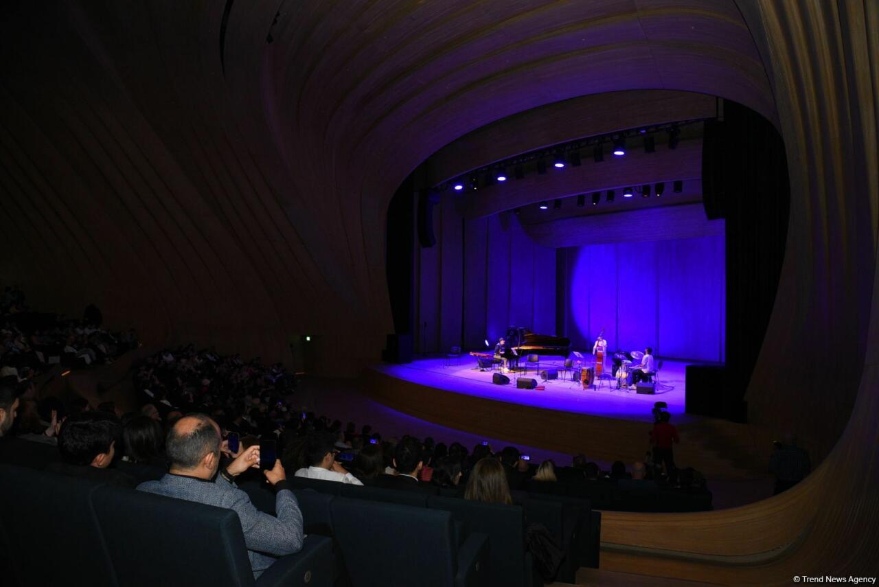 В Центре Гейдара Алиева прошел потрясающий День джаза с участием музыкантов Азербайджана, США и Кубы