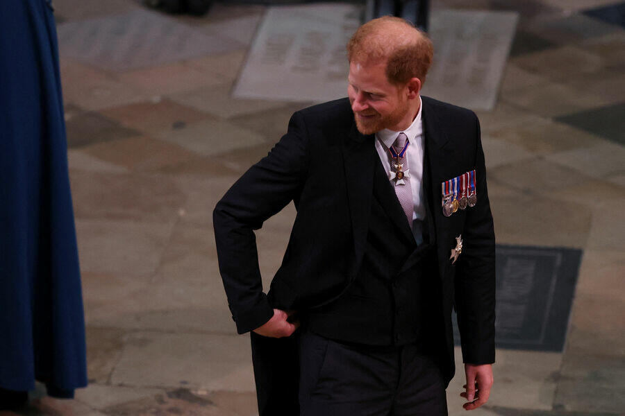 Принц Гарри прибыл в Вестминстерское аббатство без Меган Маркл